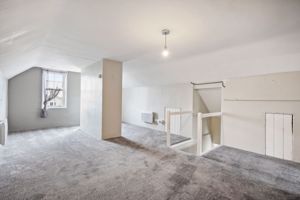 Attic Room- click for photo gallery